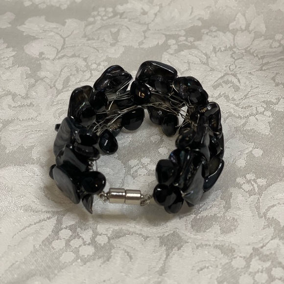 Women’s Metallic Blue Black Magnetic Wired Bracelet Handmade Unique Stones - Picture 6 of 12